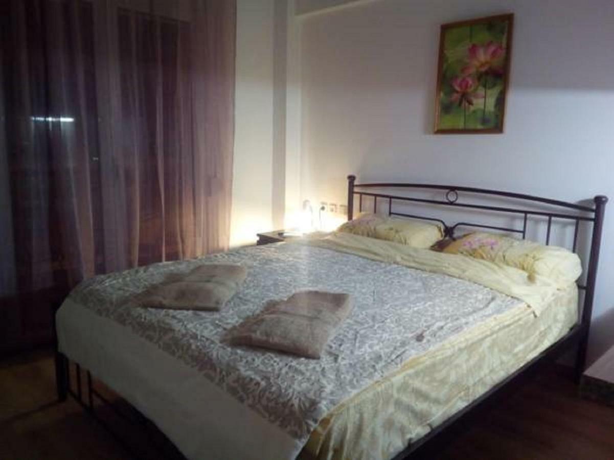 Comfortable Inexpensive Apartmets Near Metro Athene Buitenkant foto